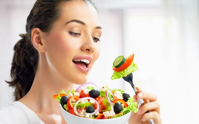 the use of vegetable salad for weight loss per week of 7 kg